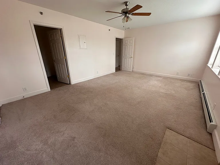 39 Village Cir #10 — Photo 12