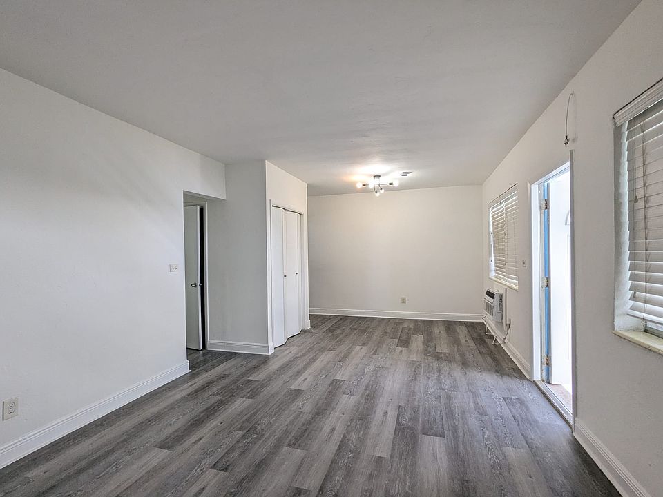 1st image of 7805 Crespi Blvd APT 5