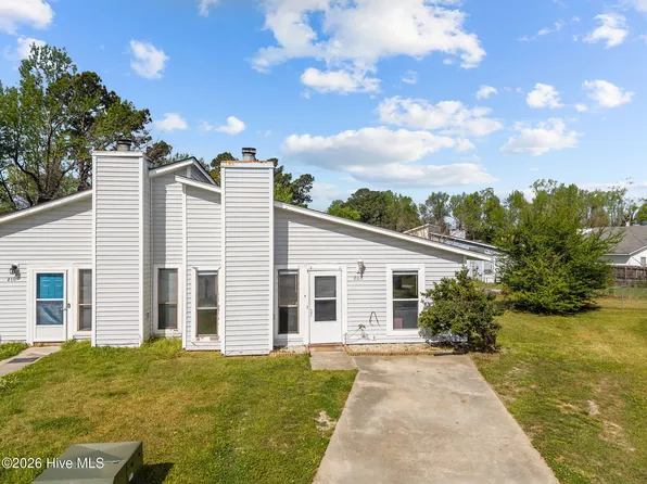 208 Yaupon Drive, Jacksonville, NC 28546