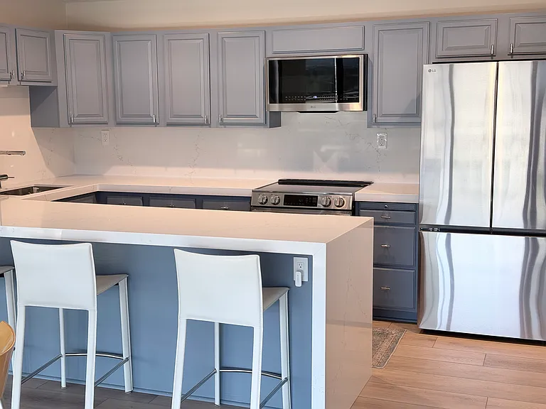 Kitchen-stainless appliances