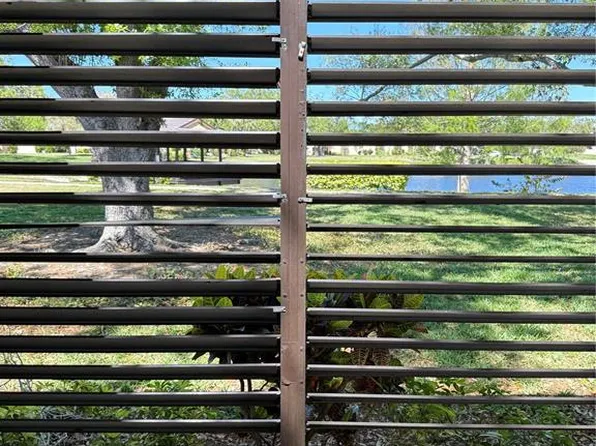 3729 Glen Oaks Manor Dr, Sarasota, FL 34232