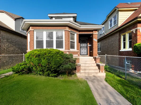 (undisclosed Address), Chicago, IL 60620