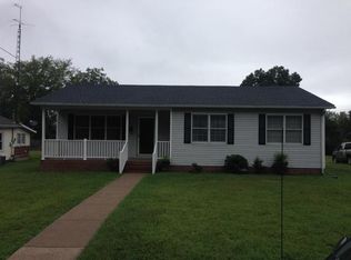 104 Chestnut St, Greenville, KY 42345