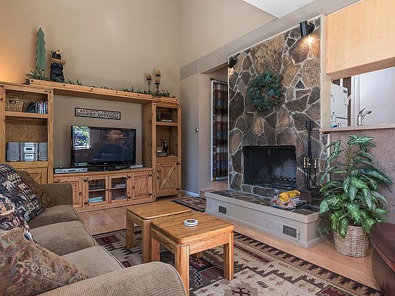 5th image of 3115 N Lake Blvd #49