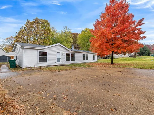 1722 Brennan Woods Ct, High Ridge, MO 63049