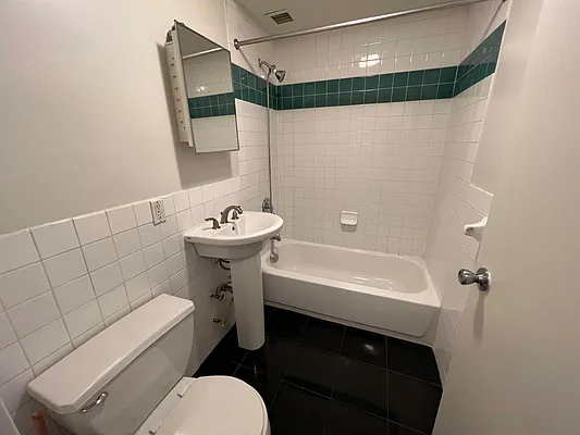 Rented by Best Apartments North Inc | media 21