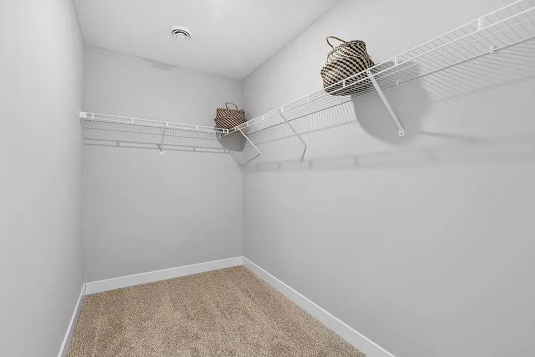 4 bed, 2.5 bath, 1798 sqft, $2,800 — Photo 4