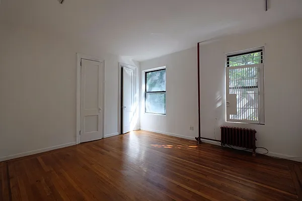 Rented by Keller Williams NYC | media 19