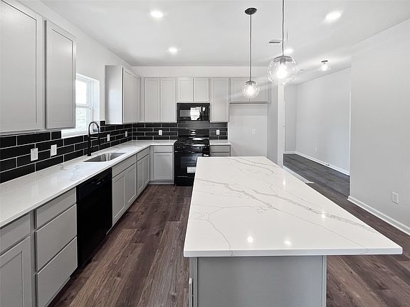 The Davenport II- Kitchen