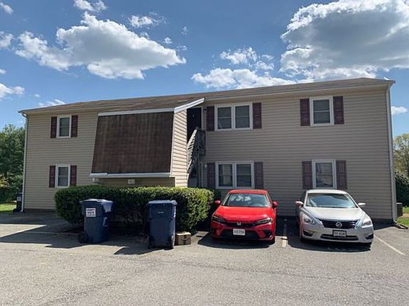 2nd image of 103 Moss Creek Dr #201