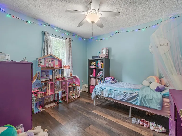 5246 Sewell Rd — Photo 15