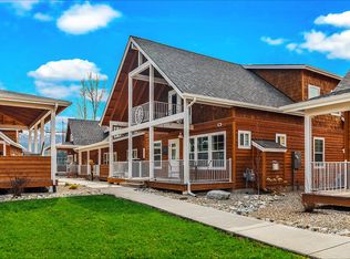 34 Hitchcock Dr, Dover, ID 83825