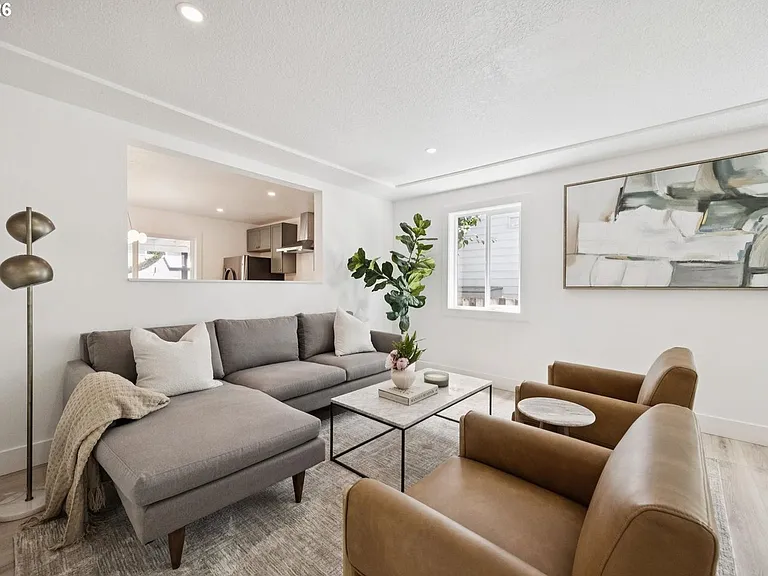 10114 N Calhoun Ave — Photo 4