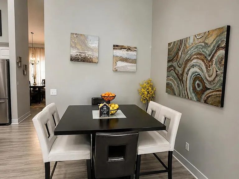 1619 Wiltshire Village Dr — Photo 2