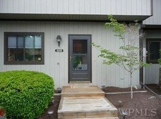 5206 Chelsea Cv N, Hopewell Junction, NY 12533