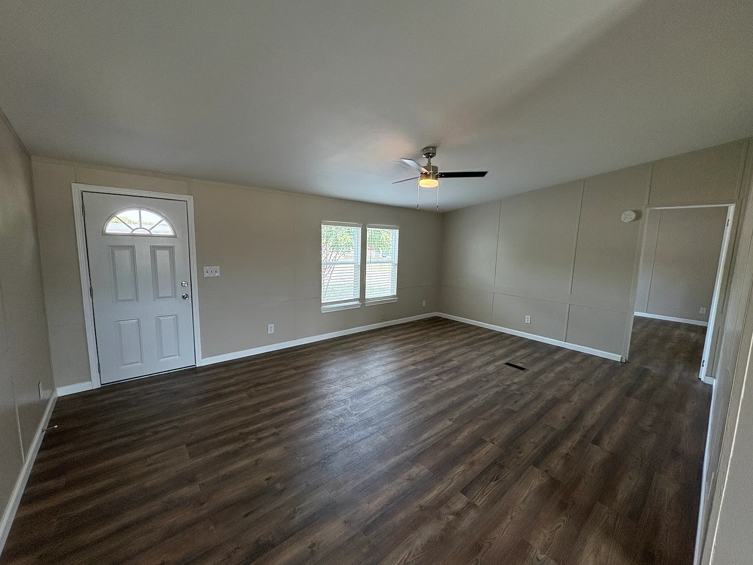 3 bed, 1344 sqft, $1,800 — Photo 3