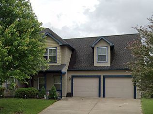 2501 Corona Rd, Columbia, MO 65203