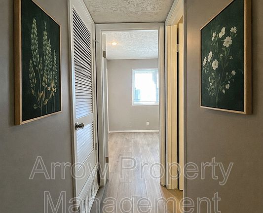 3rd image of 2110 J St #4