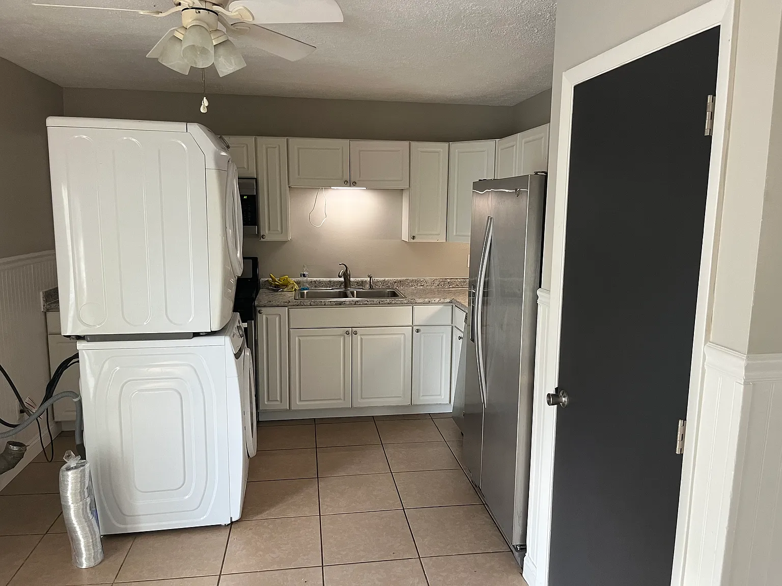 3 bed, 1269 sqft, $1,900 — Photo 4