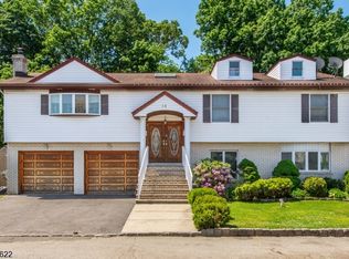 14 Willow Wood Ct, East Rutherford, NJ 07073