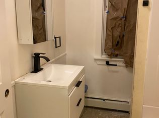 38 Dresden St #1, Springfield, MA 01109