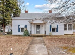 325 Raleigh St, Holly Springs, NC 27540