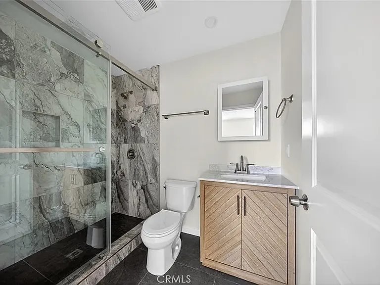 14835 Nordhoff St — Photo 10