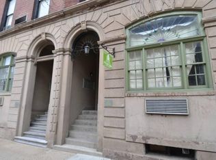 2125 Walnut St APT 4, Philadelphia, PA 19103
