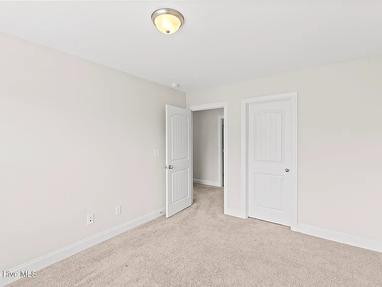 208 Torrey Pine Trl — Photo 33