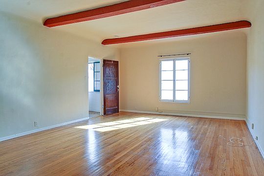 4th image of 1448 N Hayworth Ave APT B