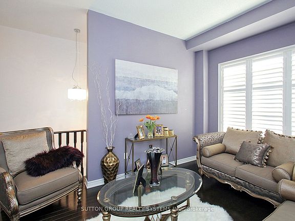3rd image of 41 Martinworth Ln