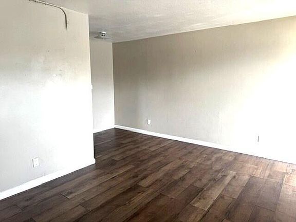 5th image of 628 SW 4th St