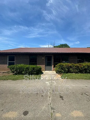 311 Sunset Dr Photo 1