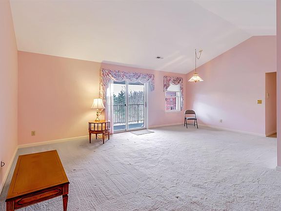 3rd image of 5560 Westwood Northern Blvd #11