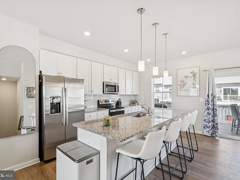 79 Swan Field Ave — Photo 5