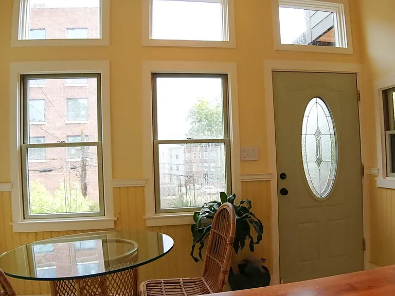 35 Q St NE — Photo 16