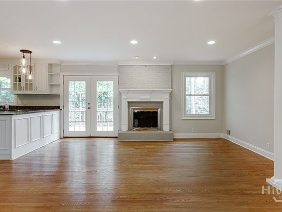 5th image of 195 Arbor View Drive