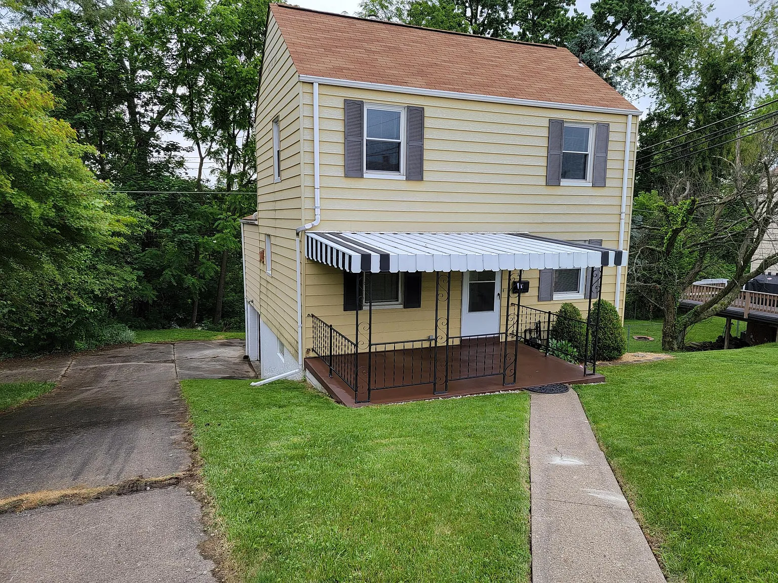 247 Nantucket Dr photo 1