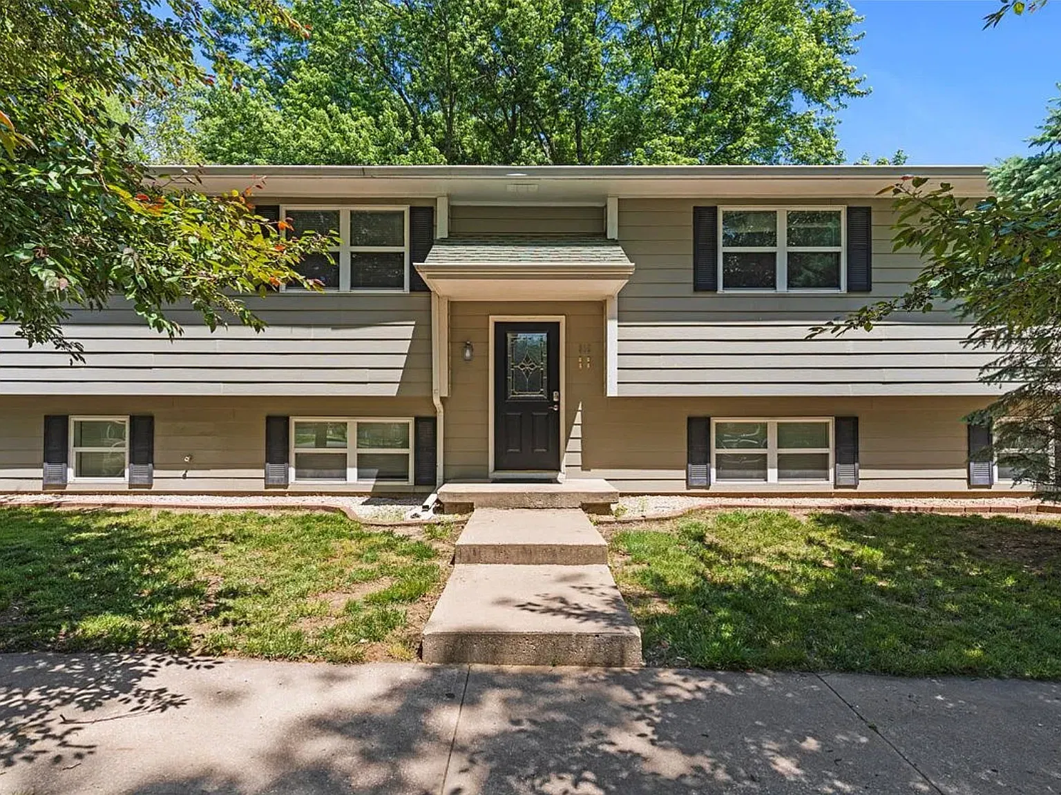 312 North 8th Street - C — Photo 1