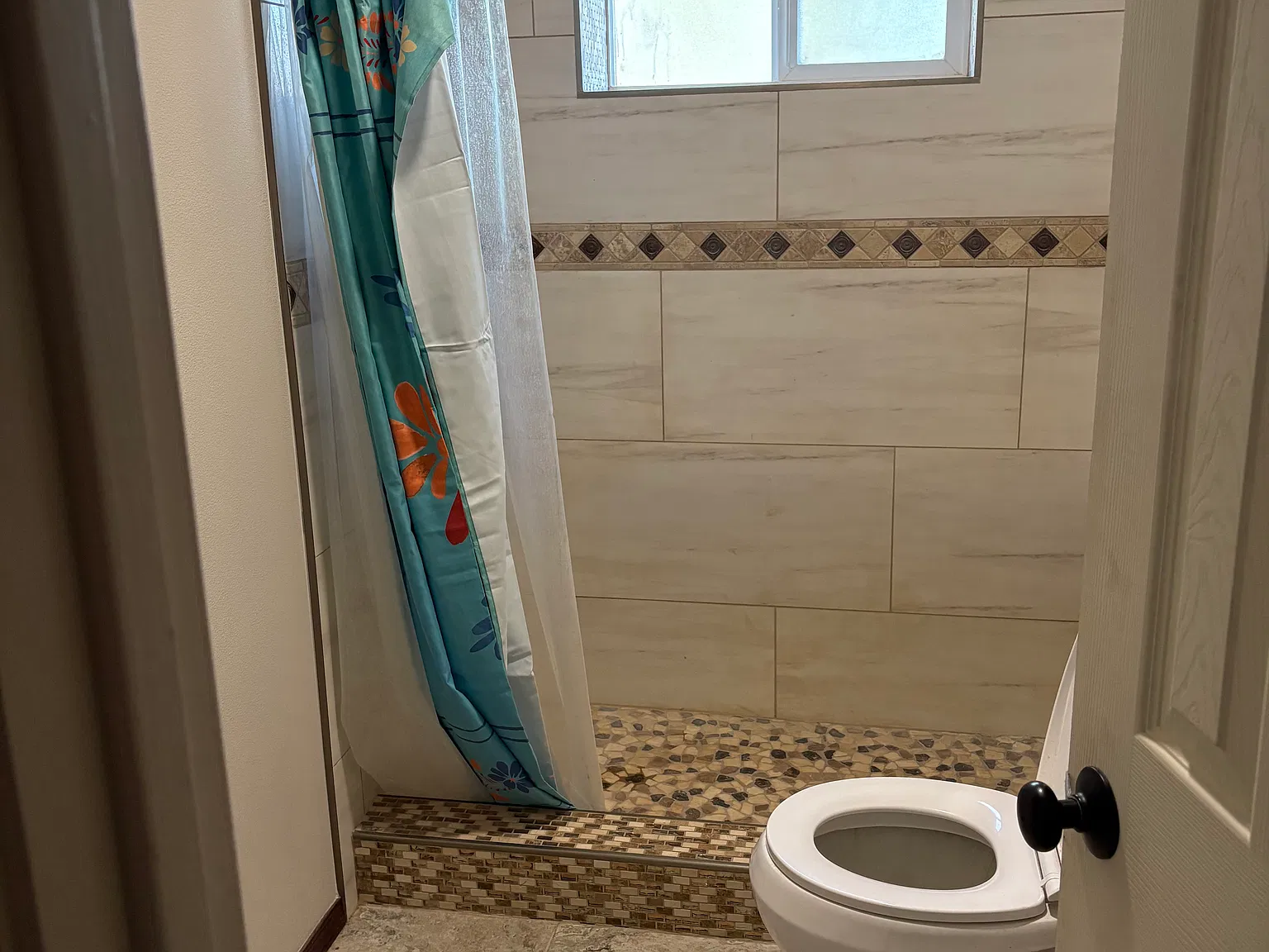 2 bed, 1026 sqft, $1,500 — Photo 3