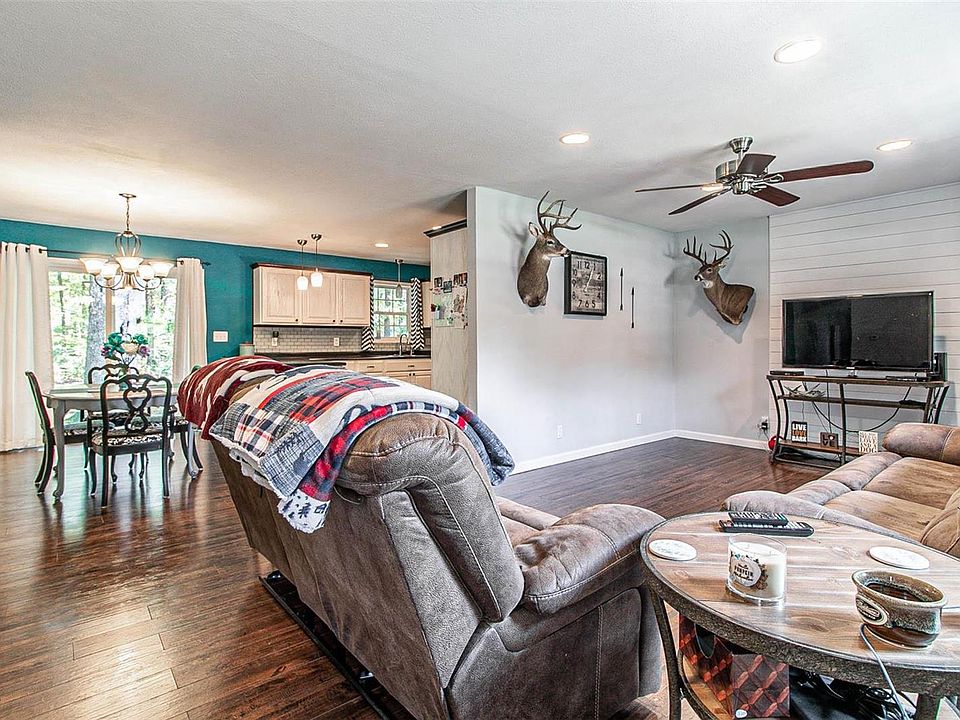 1st image of 8306 Woodland Meadow Dr