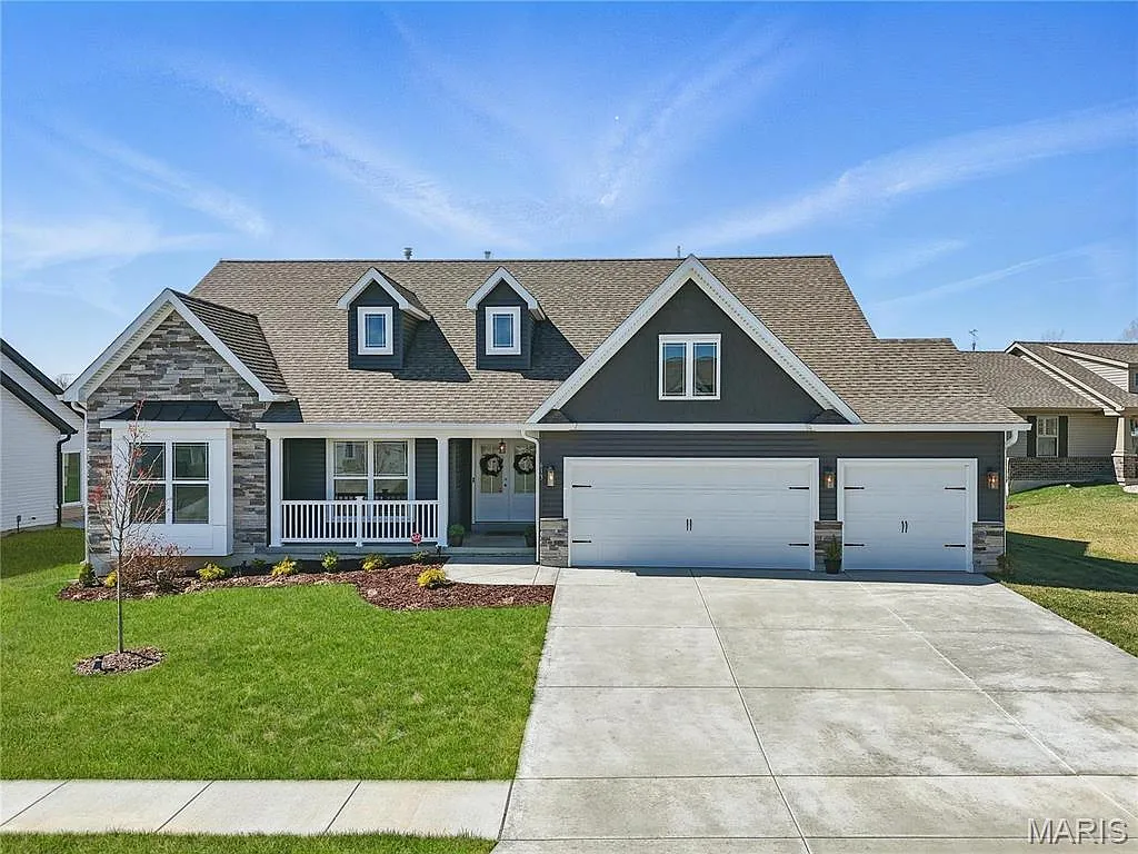 613 Schapers Ct photo 1