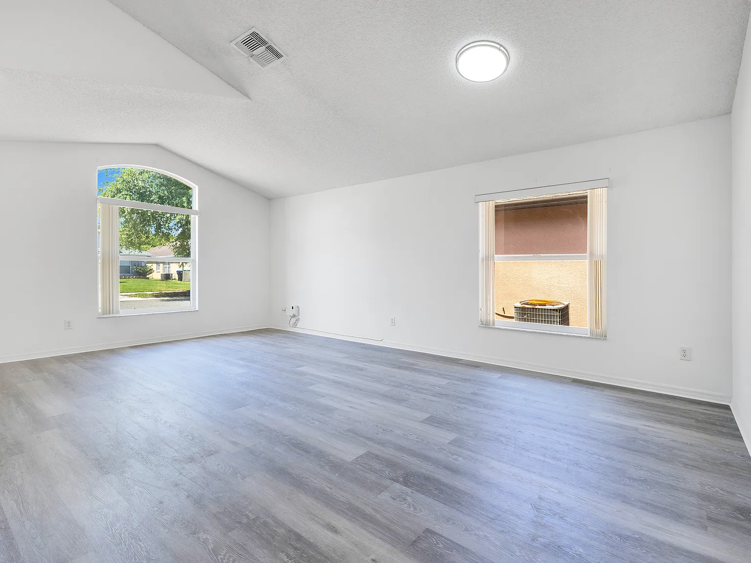 7931 Oakstone Court - 1 — Photo 4