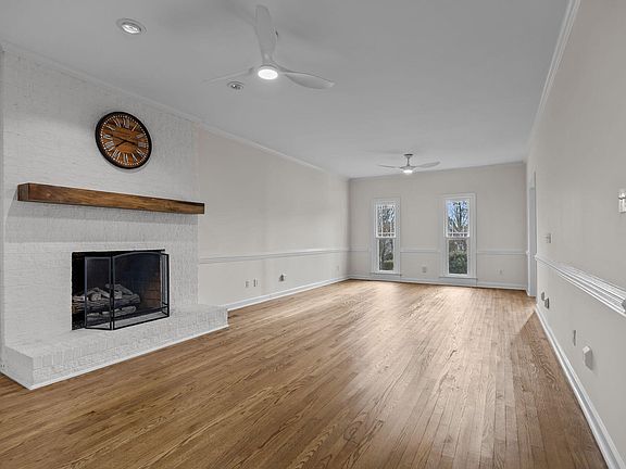 3rd image of 103 Whittlewood Dr