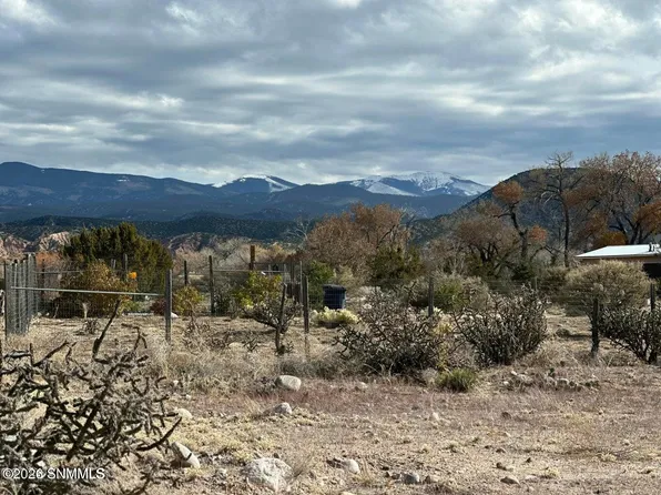 416B County Road 87, Chimayo, NM 87522