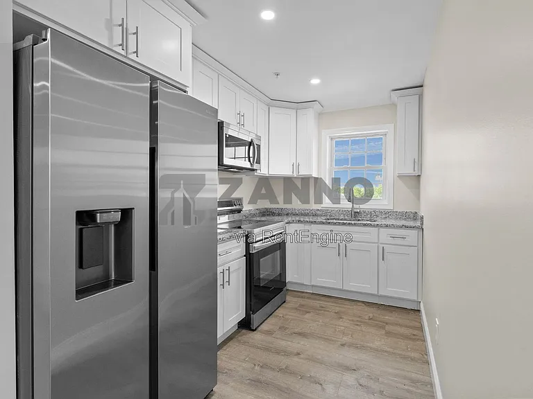 547 Chalkstone Ave #11 — Photo 4