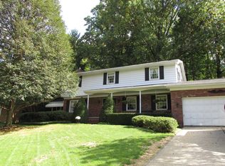 355 Marian Lake Blvd, Cuyahoga Falls, OH
