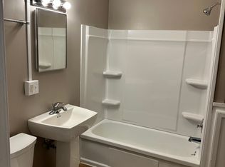 901 White St #2, Dubuque, IA 52001