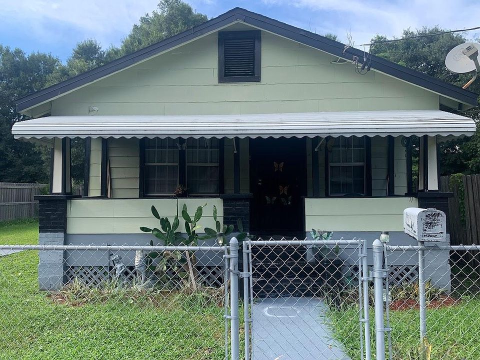 1st image of 1451 W 18th St