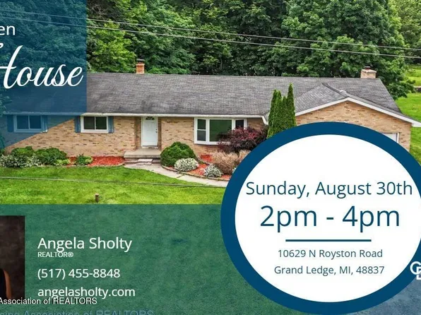 10629 N Royston Rd, Grand Ledge, MI 48837